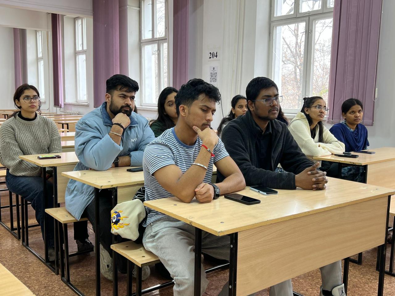 Әл-Фараби атындағы Қазақ ұлттық университеті медицина факультетінің шет тілді студенттерімен тәрбие және кураторлық жұмыс шеңберінде "заңды білу-уақыт талабы: студенттердің құқықтық мәдениеті мен жауапкершілігі"тақырыбында тақырыптық іс-шара өткізілді.